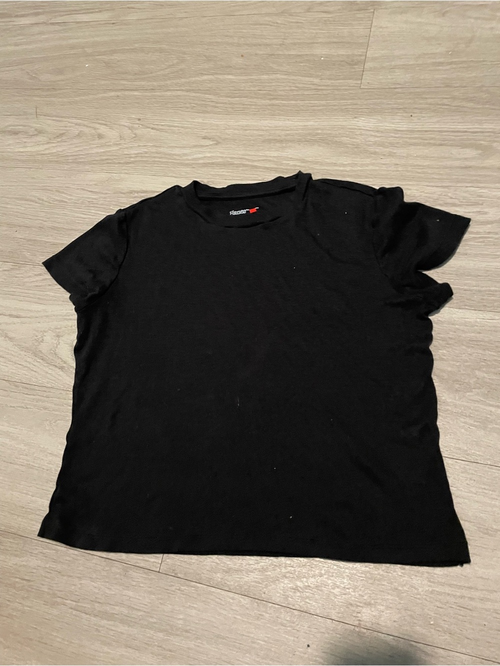 Hanes Black Short-Sleeve Crewneck Tee